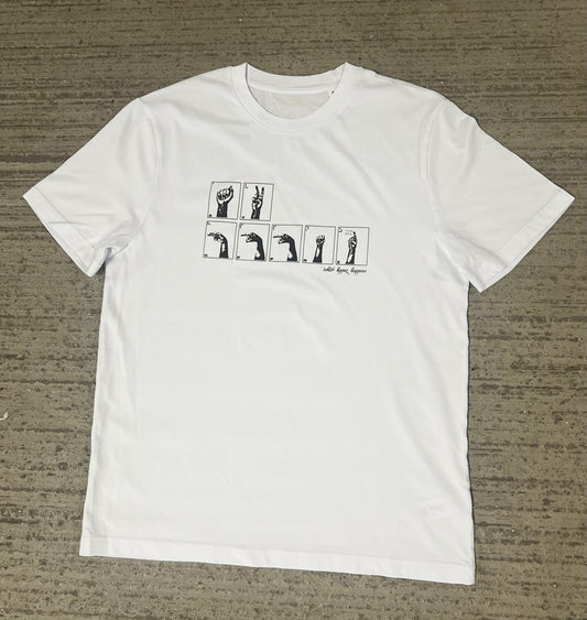 Braille/ Sign "AV HPPNZ" - T-Shirt
